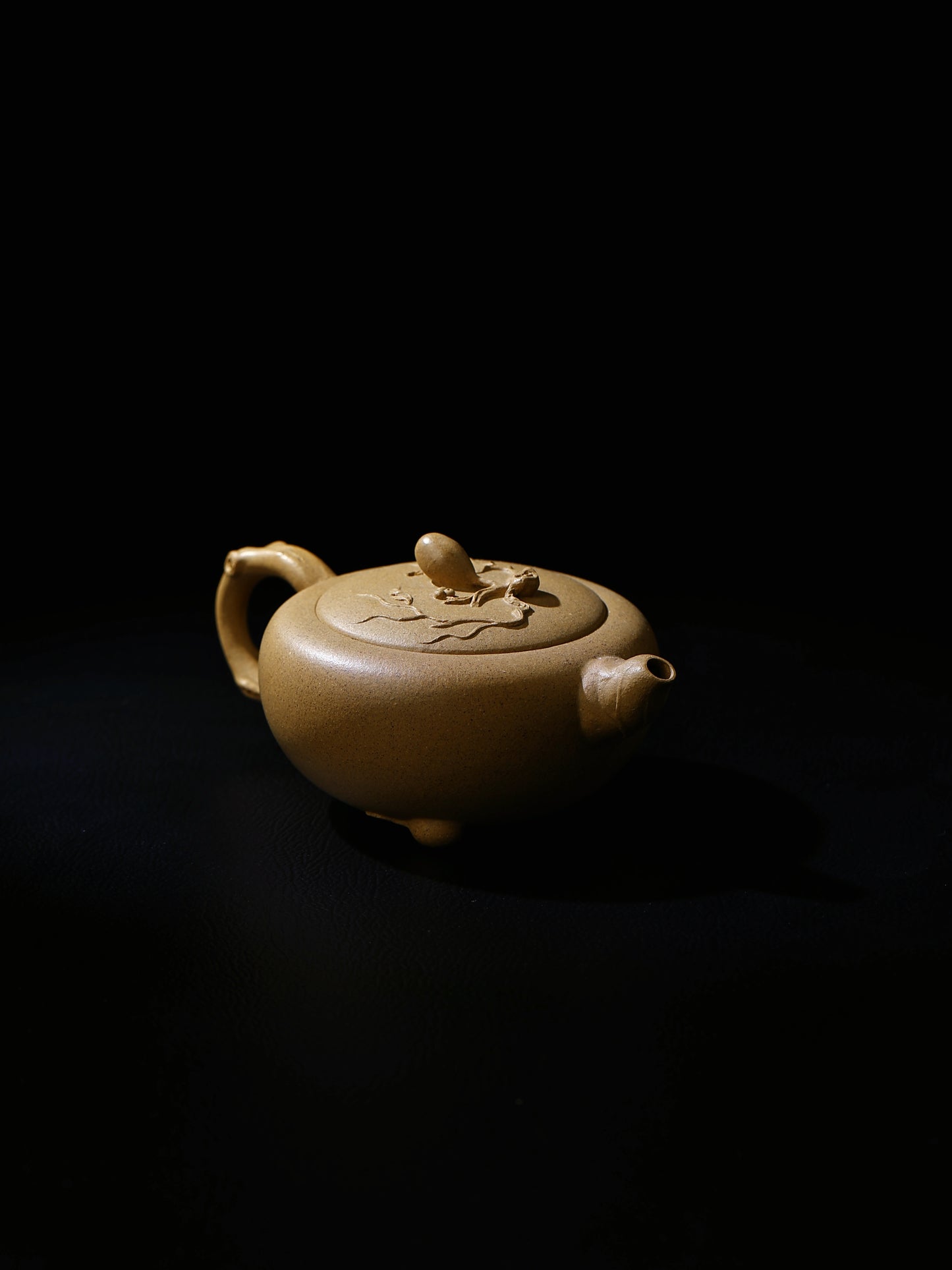 三足葡萄樁 黃金段泥 200cc