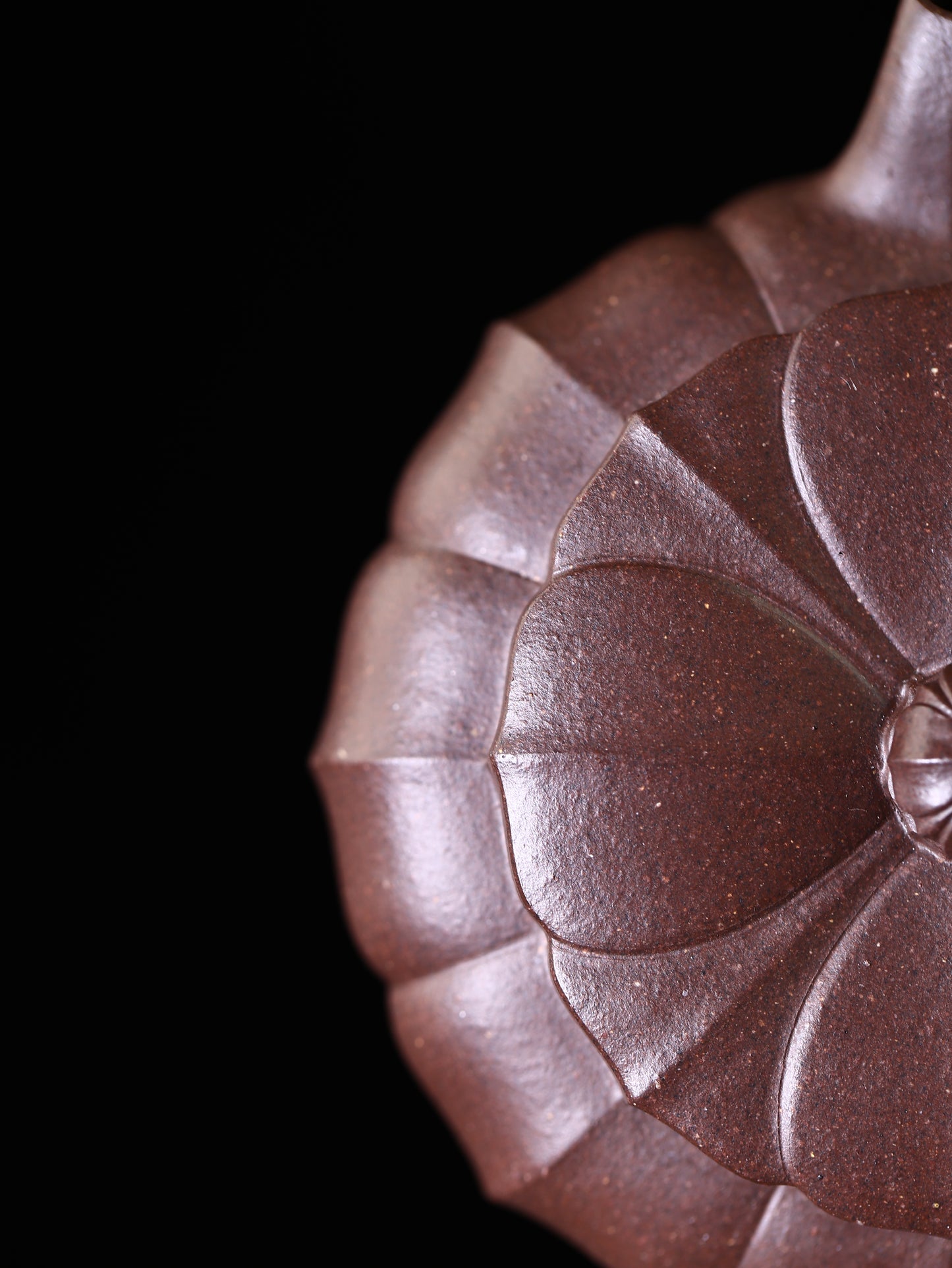 鳴遠款·覆蓮筋紋壺 天青泥 150cc